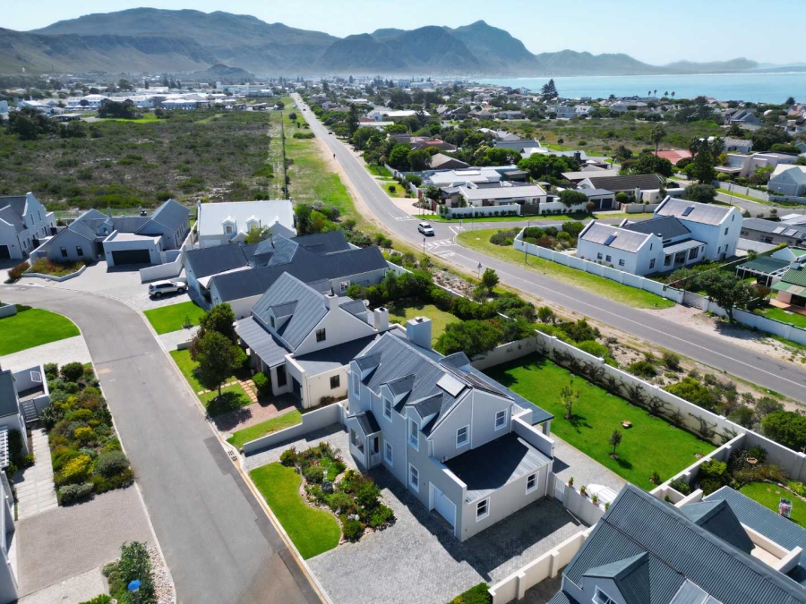 3 Bedroom Property for Sale in Westcliff Western Cape